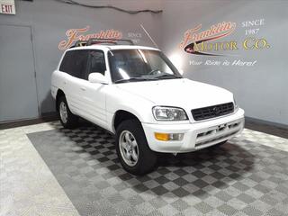 2000 Toyota RAV4