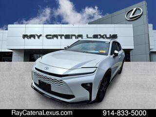 2025 Toyota Crown Signia