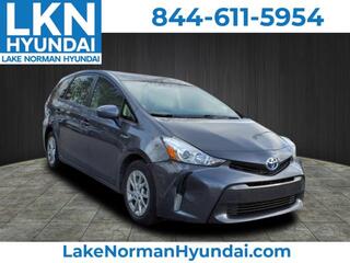 2017 Toyota Prius V