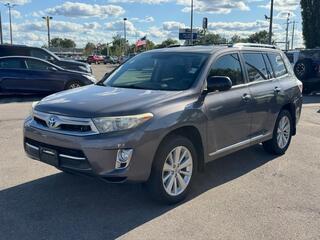 2013 Toyota Highlander Hybrid for sale in Janesville WI
