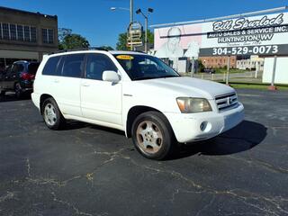 2004 Toyota Highlander for sale in Huntington WV