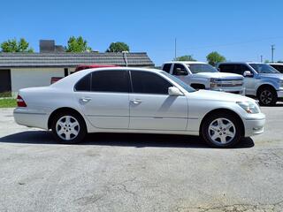 2004 Lexus LS 430