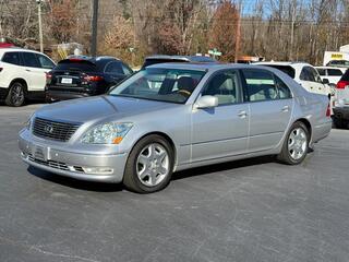 2004 Lexus LS 430