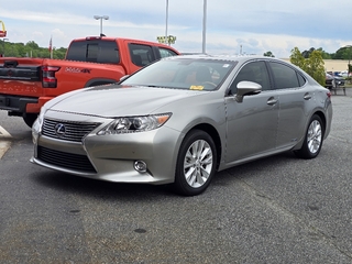 2015 Lexus ES 300h