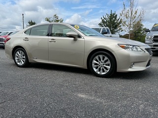 2015 Lexus ES 300h