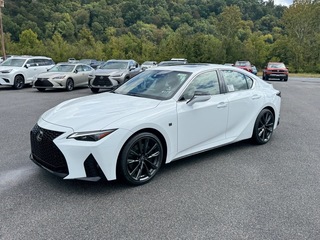 2025 Lexus IS 350