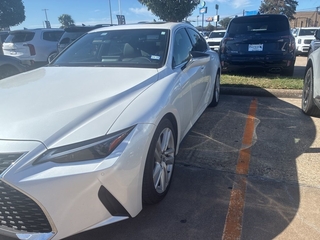2024 Lexus IS 300