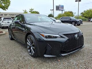 2025 Lexus IS 350