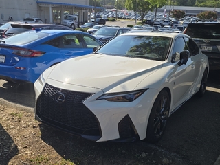 2025 Lexus IS 350