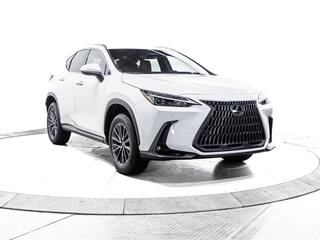 2026 Lexus NX 450h+
