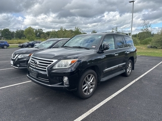 2013 Lexus LX 570