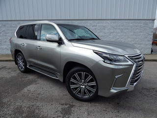 2016 Lexus LX 570