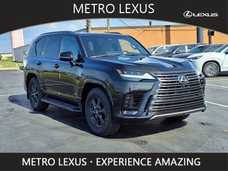 2025 Lexus LX 700h