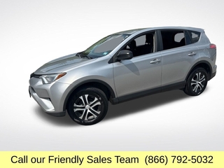 2018 Toyota RAV4 for sale in Epping NH