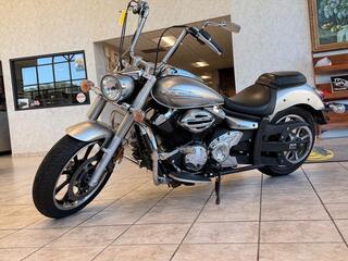 2009 Yamaha v star 950