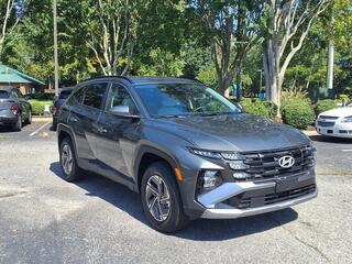 2025 Hyundai Tucson Hybrid