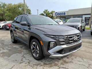 2025 Hyundai Tucson Hybrid