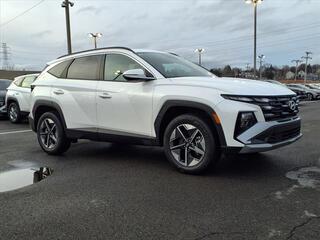 2025 Hyundai Tucson Hybrid