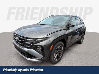 2025 Hyundai Tucson Hybrid for sale in Mount Hope WV