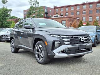 2025 Hyundai Tucson Hybrid