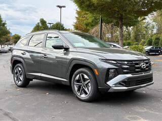 2025 Hyundai Tucson Hybrid for sale in Asheville NC