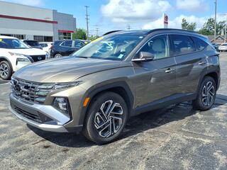 2025 Hyundai Tucson Hybrid