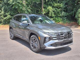 2025 Hyundai Tucson Hybrid