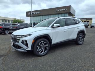 2025 Hyundai Tucson Hybrid
