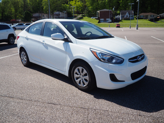 2016 Hyundai Accent