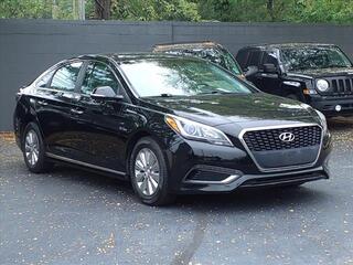 2016 Hyundai Sonata Hybrid for sale in Royal Oak MI