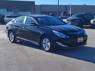 2015 Hyundai Sonata Hybrid for sale in Waukesha WI