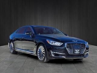 2018 Genesis G90