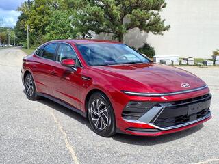 2026 Hyundai Sonata Hybrid