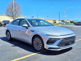 2025 Hyundai Sonata Hybrid for sale in Mishawaka IN