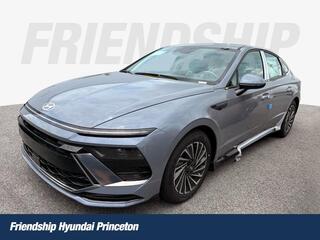 2025 Hyundai Sonata Hybrid for sale in Mount Hope WV
