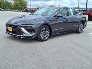 2024 Hyundai Sonata Hybrid for sale in Council Bluffs IA