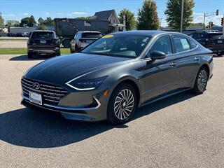 2023 Hyundai Sonata Hybrid for sale in Janesville WI