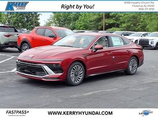 2025 Hyundai Sonata Hybrid for sale in Florence KY