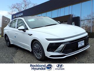 2026 Hyundai Sonata Hybrid