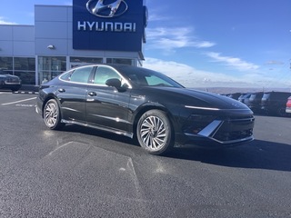 2025 Hyundai Sonata Hybrid for sale in Johnstown PA