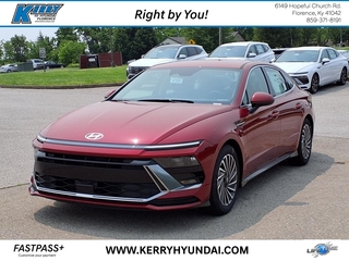 2025 Hyundai Sonata Hybrid