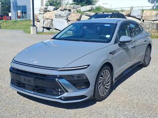 2025 Hyundai Sonata Hybrid for sale in West Lebanon NH