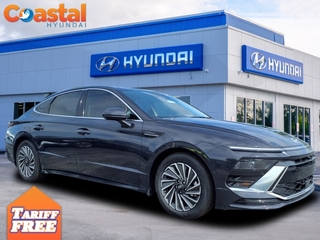 2025 Hyundai Sonata Hybrid for sale in Melbourne FL