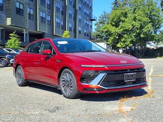 2025 Hyundai Sonata Hybrid for sale in Arlington MA