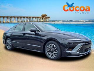 2025 Hyundai Sonata Hybrid for sale in Cocoa FL
