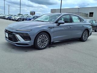 2025 Hyundai Sonata Hybrid for sale in Council Bluffs IA