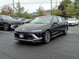 2025 Hyundai Sonata Hybrid for sale in Westbrook ME
