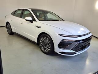 2025 Hyundai Sonata Hybrid for sale in Southern Pines NC