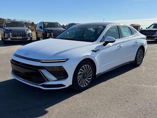 2026 Hyundai Sonata Hybrid for sale in Janesville WI