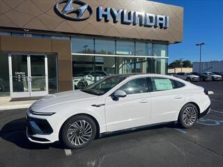 2024 Hyundai Sonata Hybrid for sale in Columbus MS